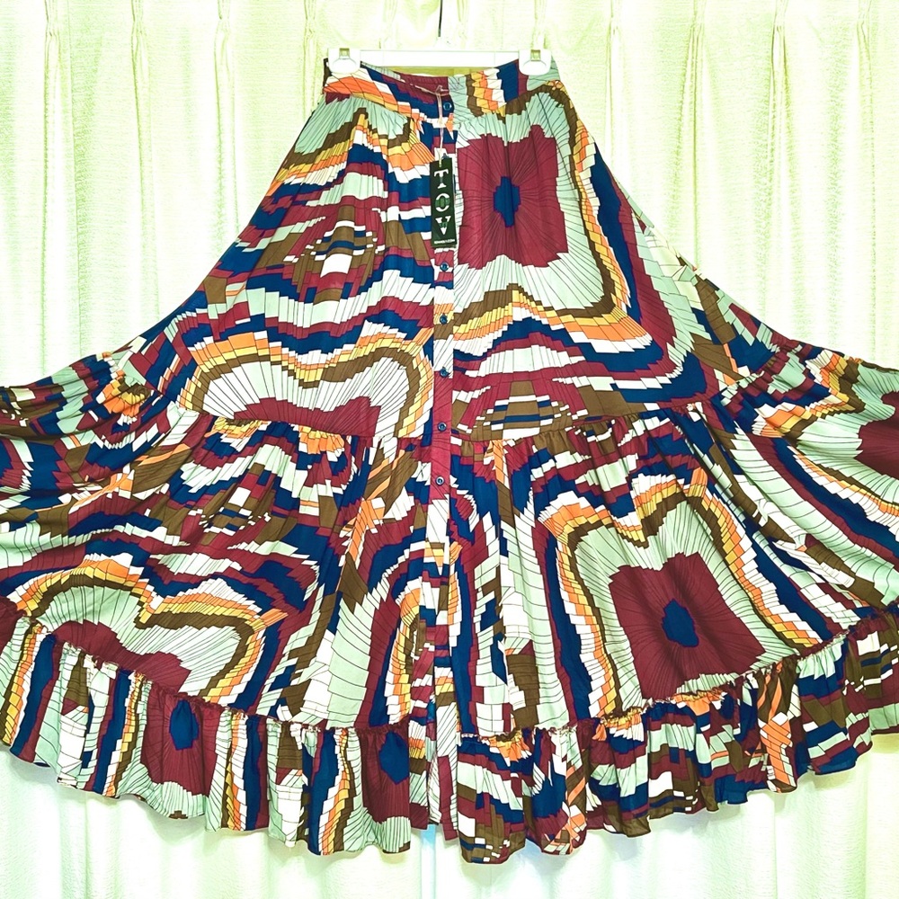 TOV Holy NWT Colorful Fractured Pattern Maxi Skirt 27” W 40” L
